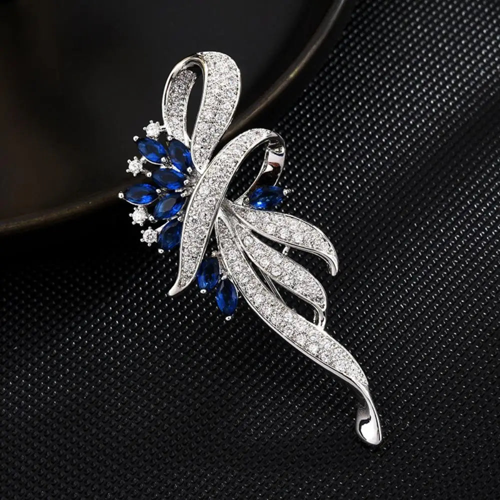 1pcs Elegant Rhinestone Bauhinia Brooches Bijoux Alloy Lapel Pin Corsage Flower Fashion Alloy Crystal Flower Brooch Lady Gift