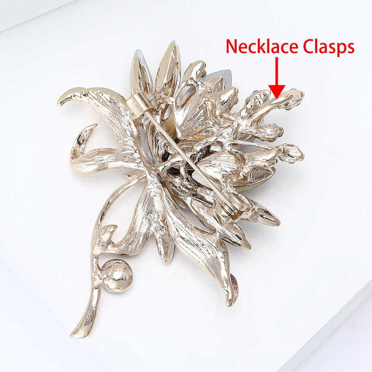 Luxury Crystal Glass Hand Bouquet Brooches for Women Unisex Flower Pins 3-color Available Casual Party Accessories Gifts