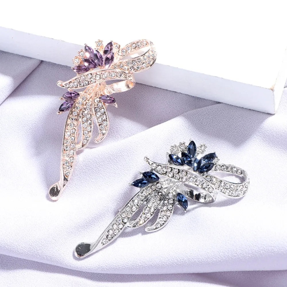 1pcs Elegant Rhinestone Bauhinia Brooches Bijoux Alloy Lapel Pin Corsage Flower Fashion Alloy Crystal Flower Brooch Lady Gift